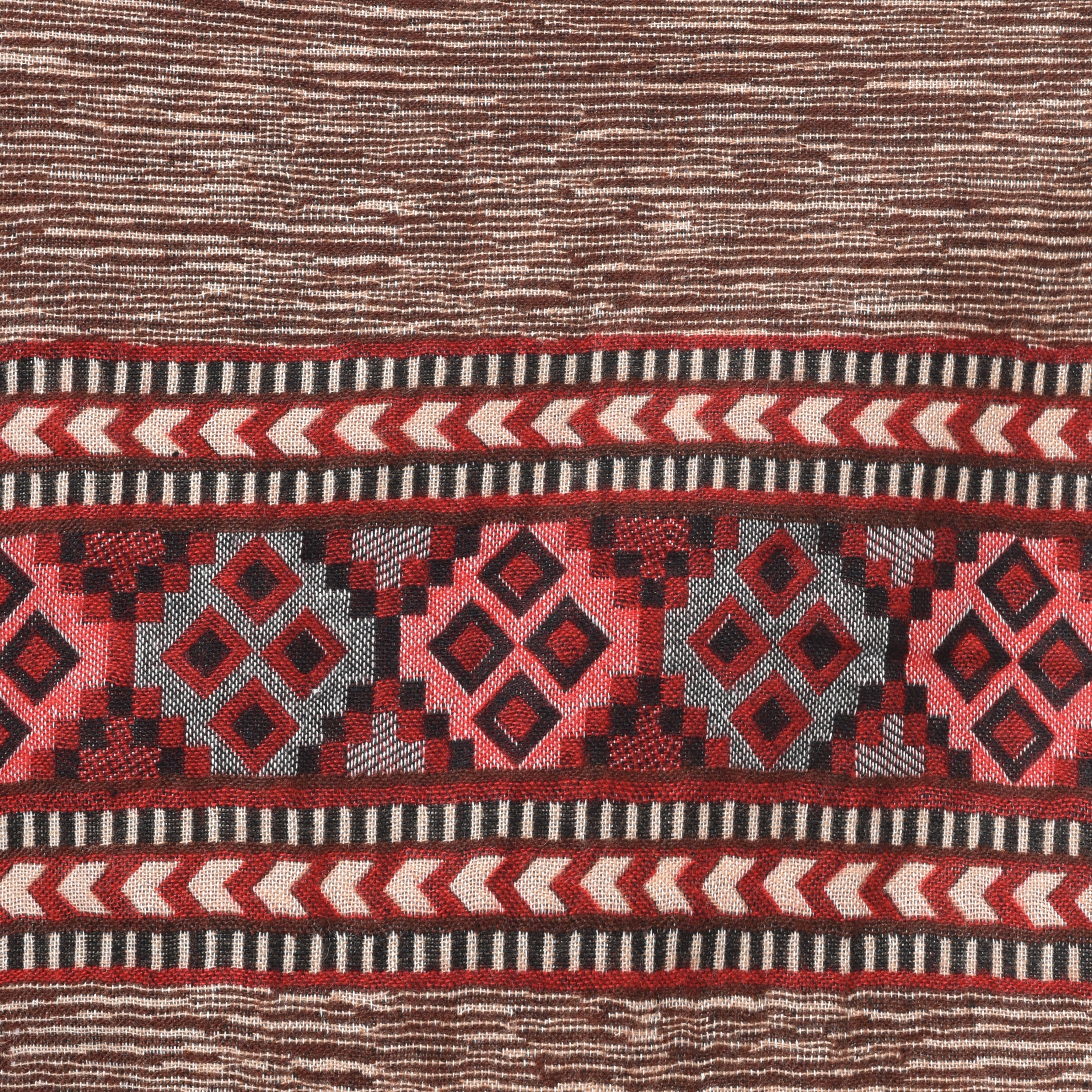 Kullvi store shawl design